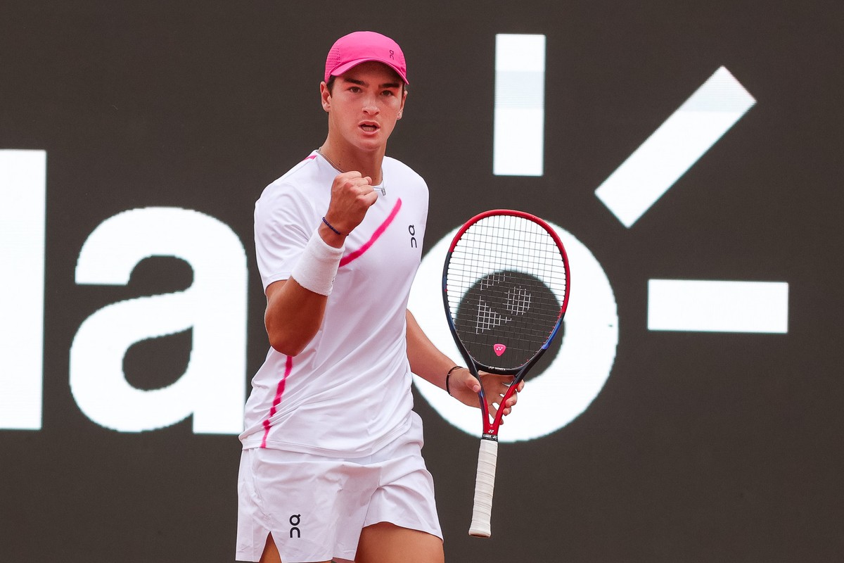 João Fonseca sobe mais de 200 posições no ranking após vitória no Rio Open
