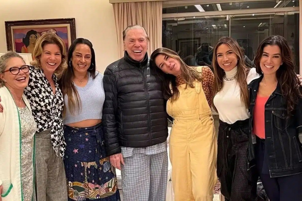 Silvio Santos Posou com as Seis Filhas - Foto: Reprodução Instagram