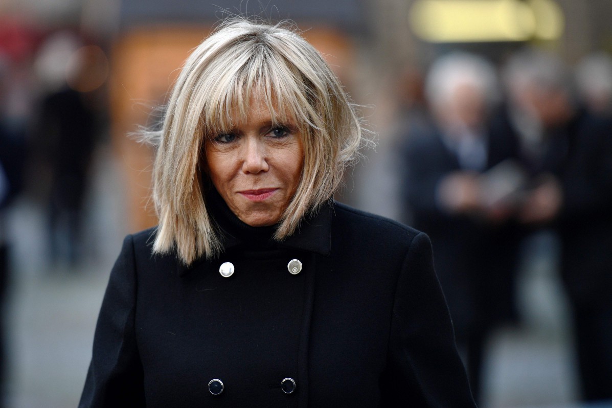 Ap&oacute;s chamar feministas de 'vadias est&uacute;pidas', Brigitte Macron diz lamentar ter ferido v&iacute;timas de viol&ecirc;ncia sexual: '&Eacute; apenas nelas que penso'