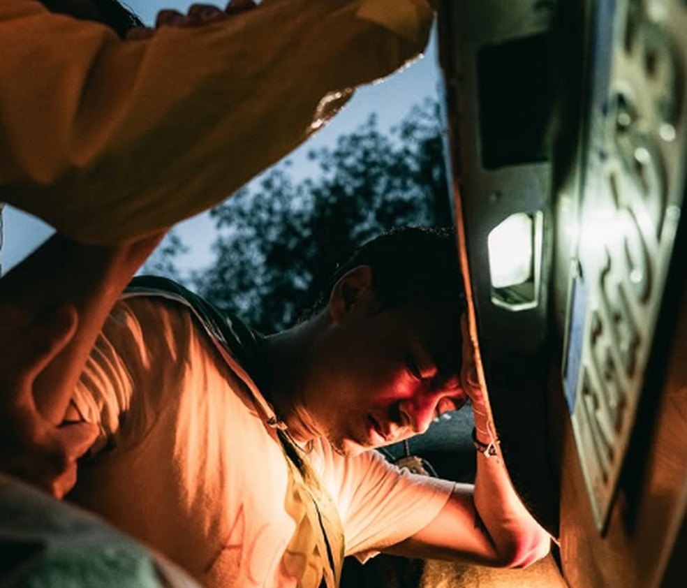 Nikolas Ferreira (PL-MG) durante caminhada — Foto: Reprodução/Instagram