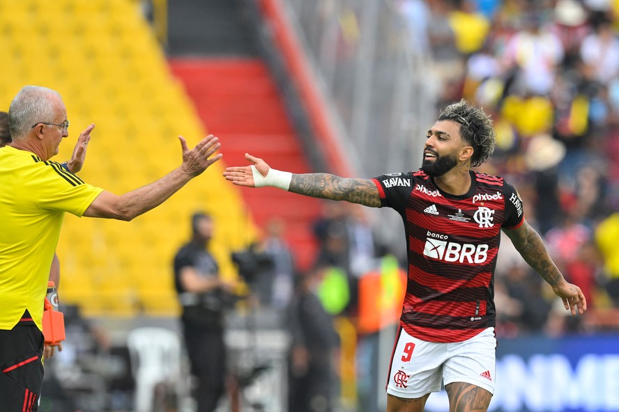 Após título, Flamengo volta a jogar pelo Campeonato Brasileiro