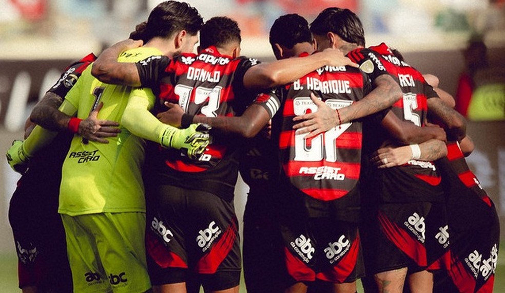 Danilo and the Flamengo team in Lima – Photo: Divulgação Flamengo