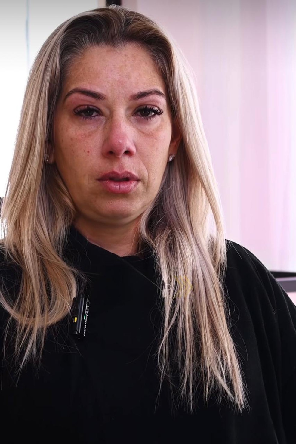 Cláudia Tavares Hoeckler em vídeo gravado logo antes de se entregar — Foto: Reprodução