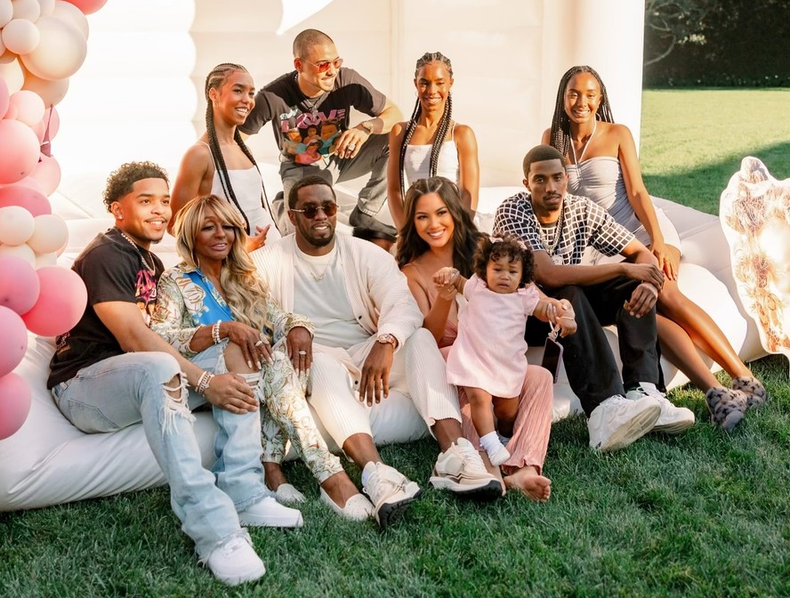 Filhos de Diddy saem em defesa do rapper após acusações de estupro de  menor: 'Família devastada'