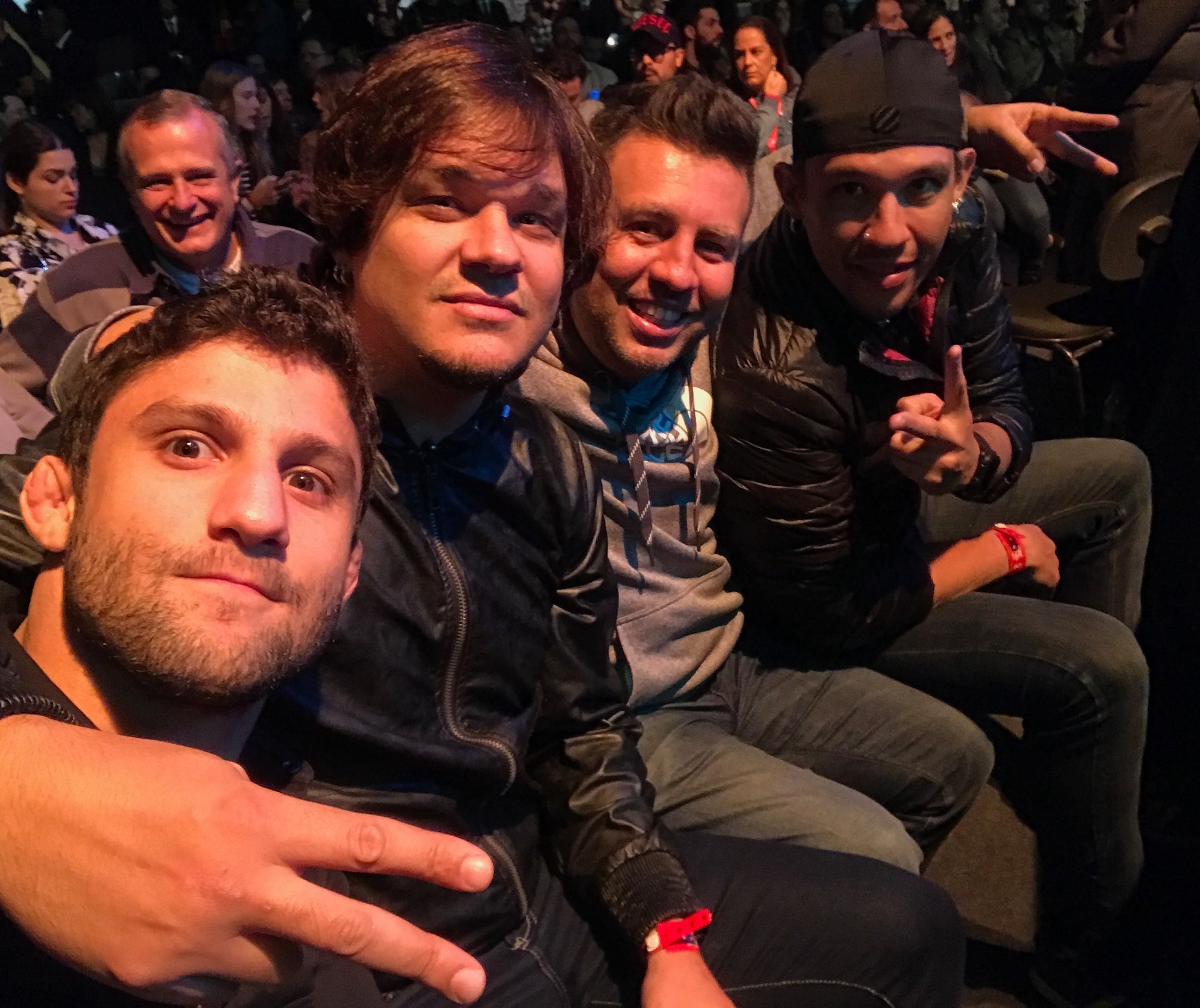 Kiko, Leandro e Bruno, do KLB, lamentam morte de Allan Puro Osso, considerado irmão: 