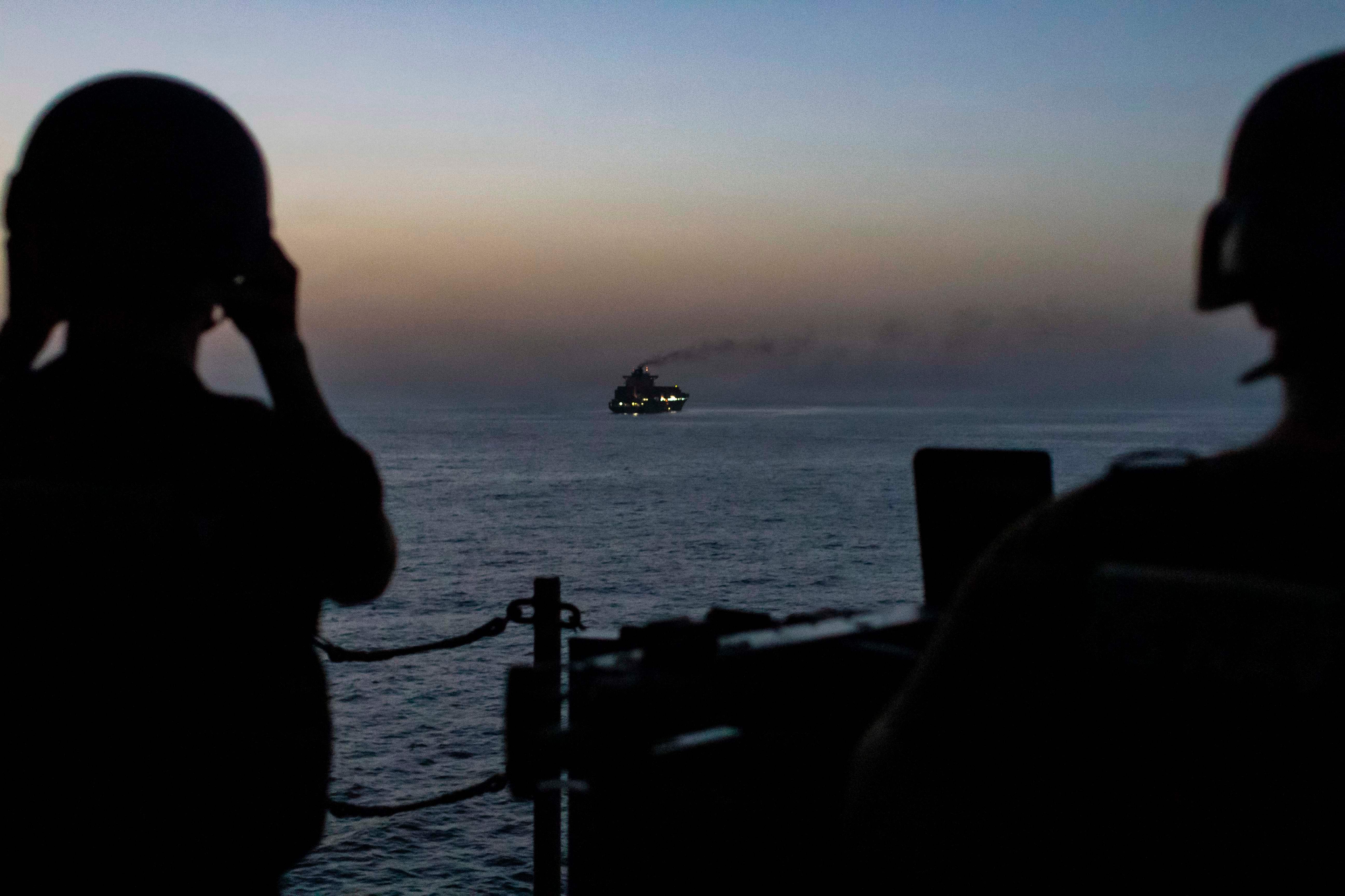 Índia convoca diplomata dos EUA após ataque contra navio dei