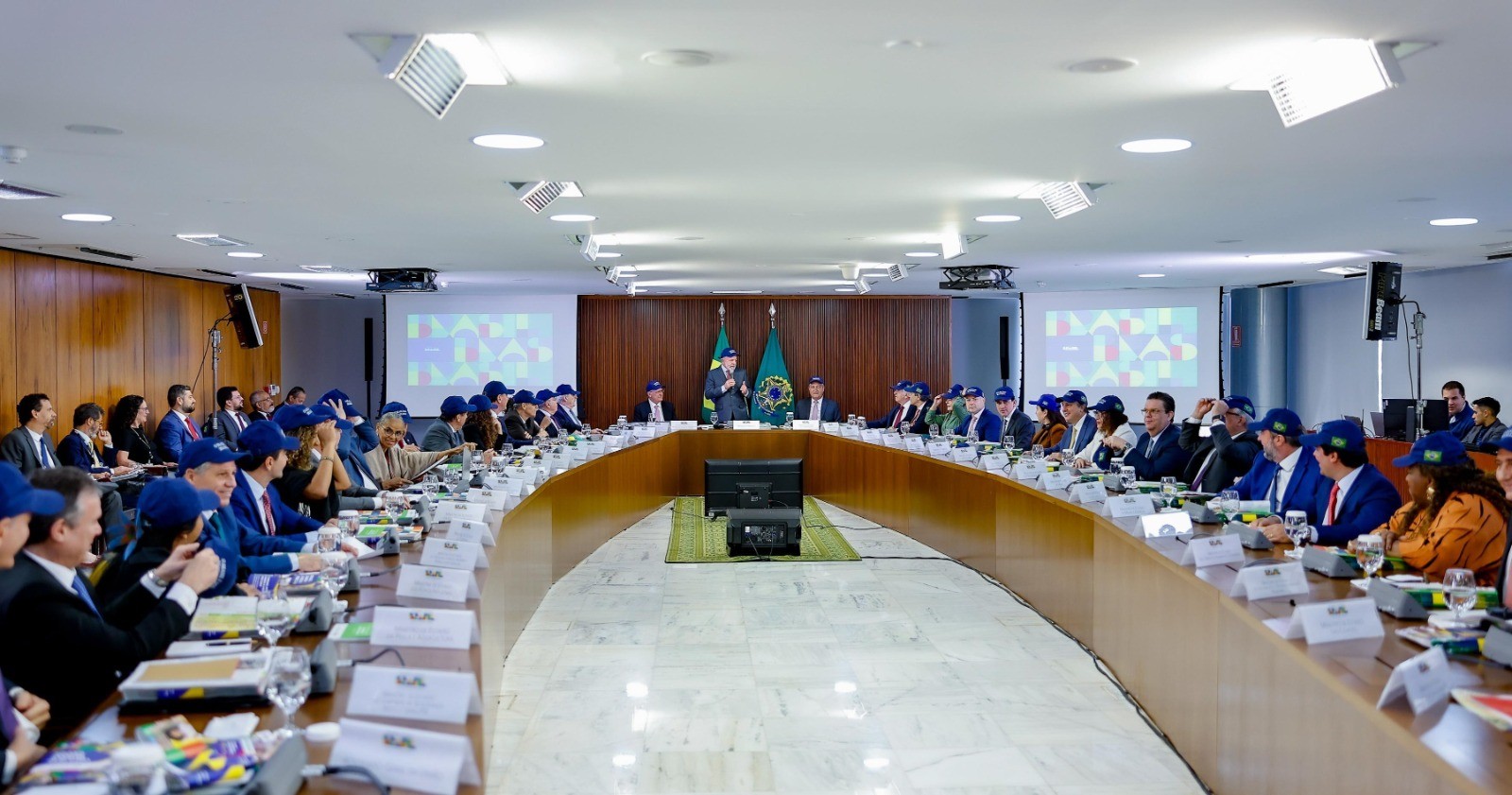 Reforma ministerial: Casa Civil vira 'RH' do segundo escal&atilde;o