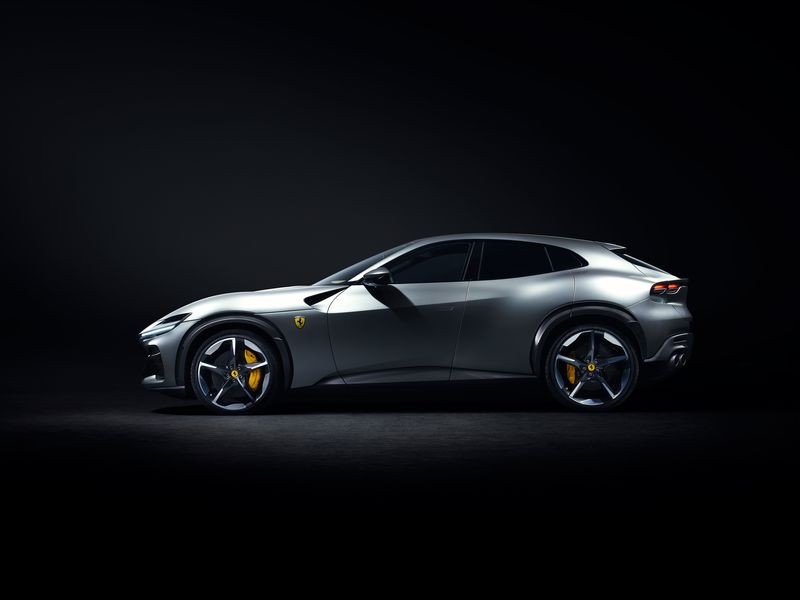 O novo modelo da Ferrai vai custar 390 mil euros e terá porta-mal de  473 litros — Divulgação/Ferrari
