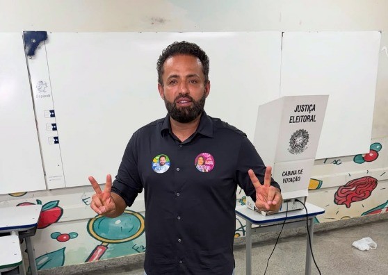 Réu por ligação com o PCC, ex-prefeito eleito deputado federal em SP aguarda decisão do TSE para saber se tomará posse