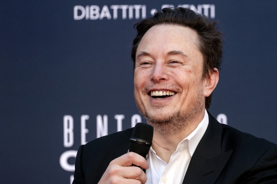 Elon Musk foi o bilionário que mais enriqueceu em 2023