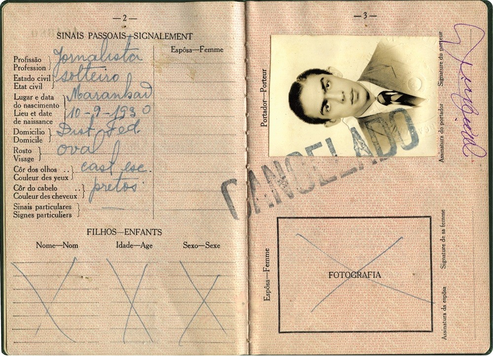 Nova edição de livro do poeta Ferreira Gullar traz imagem de seu passaporte 'cancelado' na época da ditadura