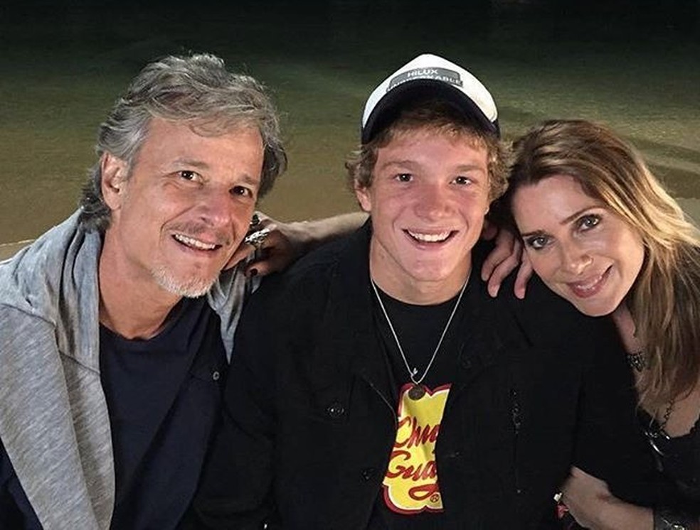Pedro Novaes é filho de Marcello Novaes Letícia Spiller — Foto: Reprodução/Instagram