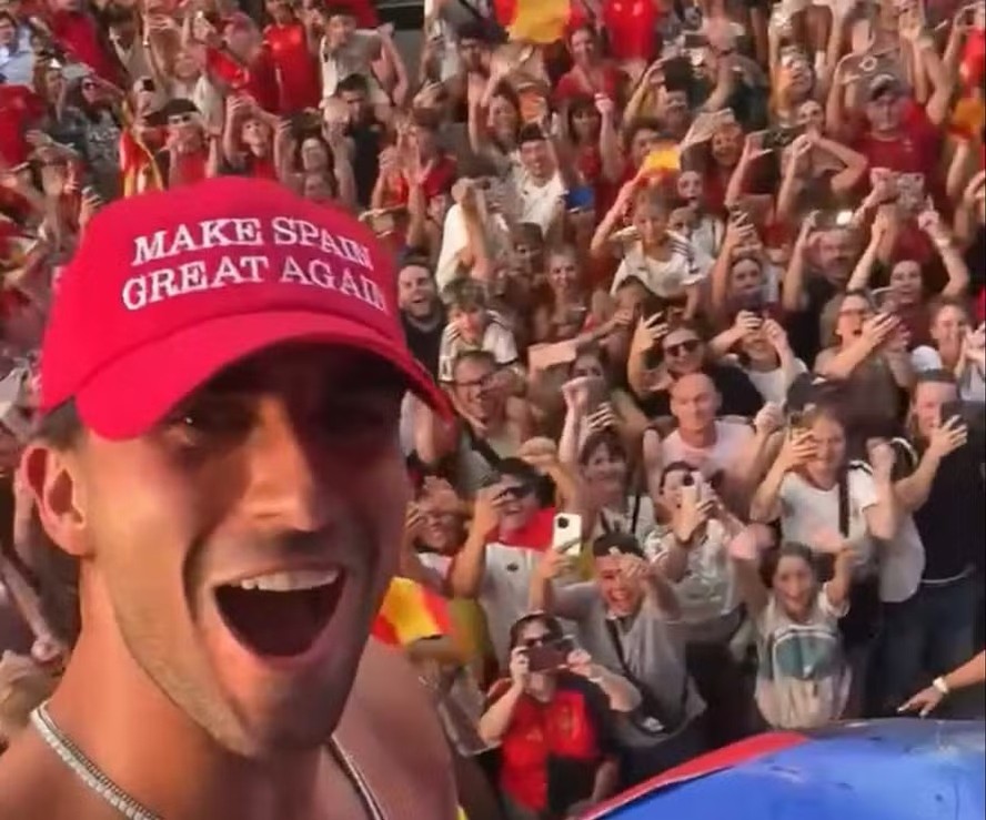 Football : Donald Trump félicite Ferran Torres pour ce geste