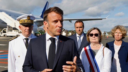 Macron chega a Nova Caledônia para tentar restaurar a calma após distúrbios