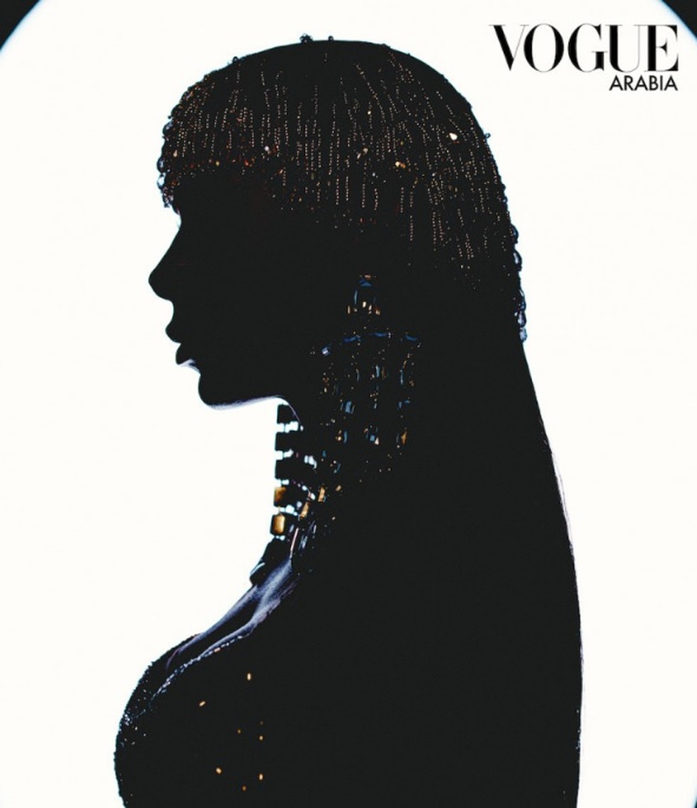 Anitta na Vogue Arabia — Foto: reprodução/Vogue Arabia