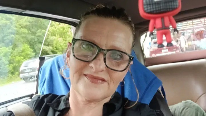 Mulher fica mais de três meses presa após erro de reconhecimento facial em investigação de fraude nos EUA