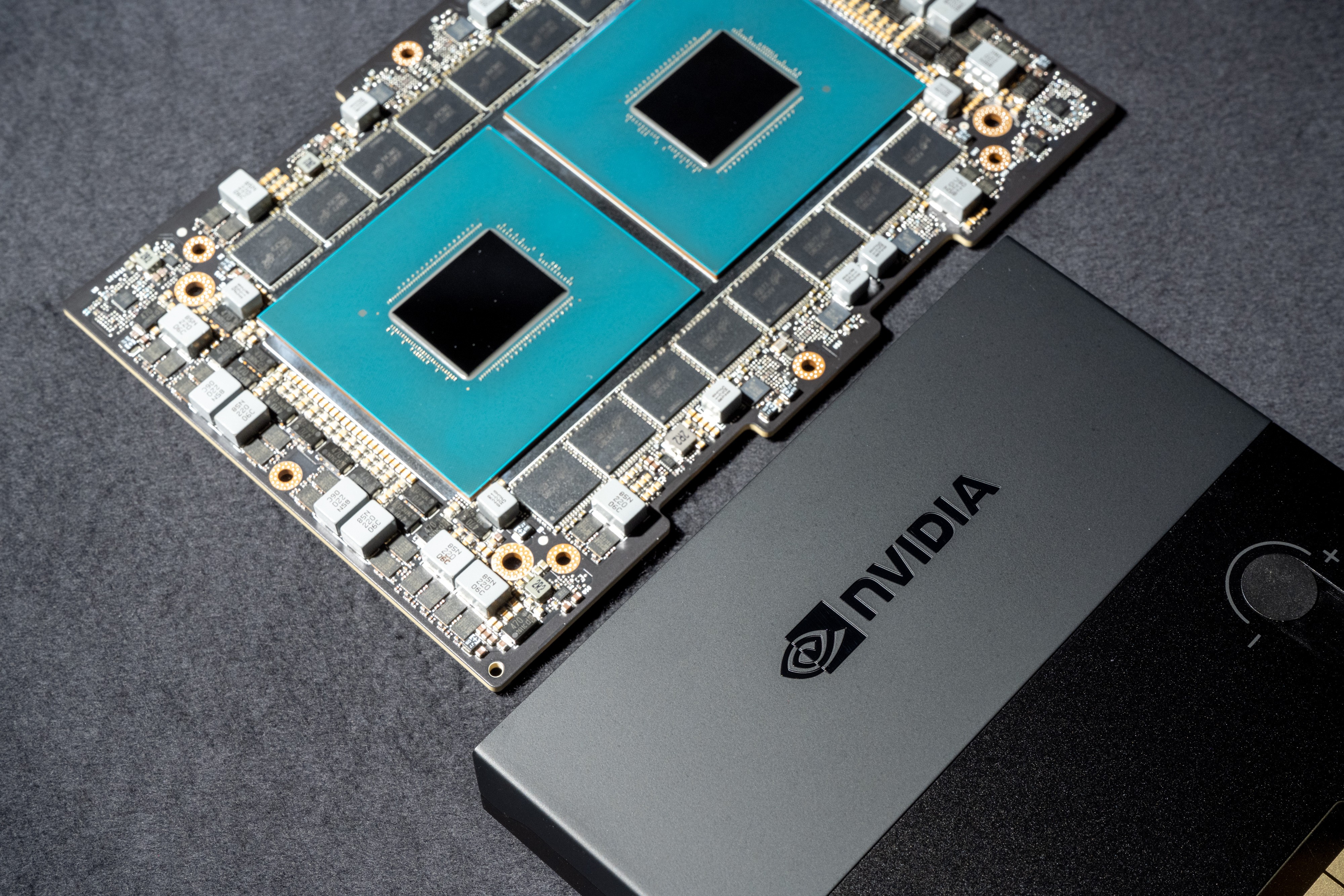 Nvidia frustra expectativas de investidores com números de data centers, e ações caem