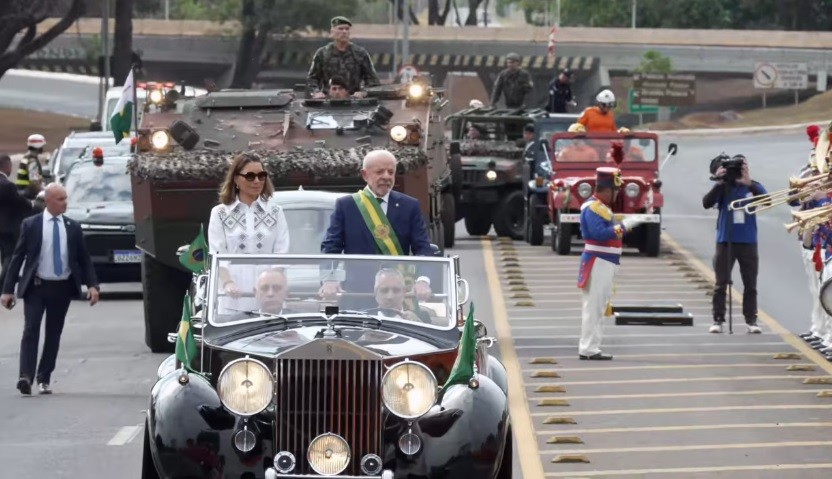 Lula participa do desfile do 7 de Setembro com Fachin, Motta e Alcolumbre, mas ala do STF mais próxima ao presidente deve faltar - Foto