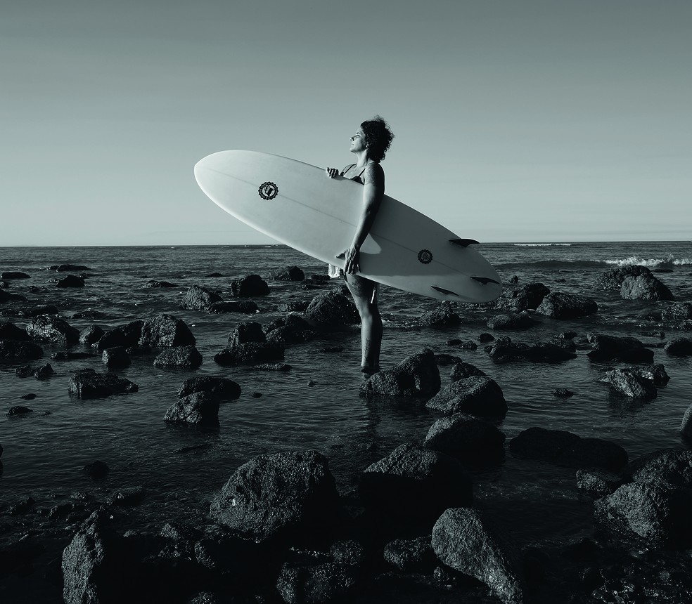 Julia Fadul, de 45 anos: esporte estimula relação com a natureza — Foto: Fe Pinheiro