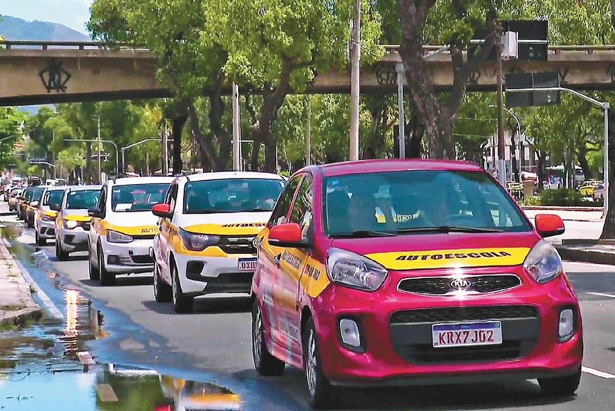 Fim das faltas eliminatórias na CNH 2026: entenda as novas regras do exame prático em SP