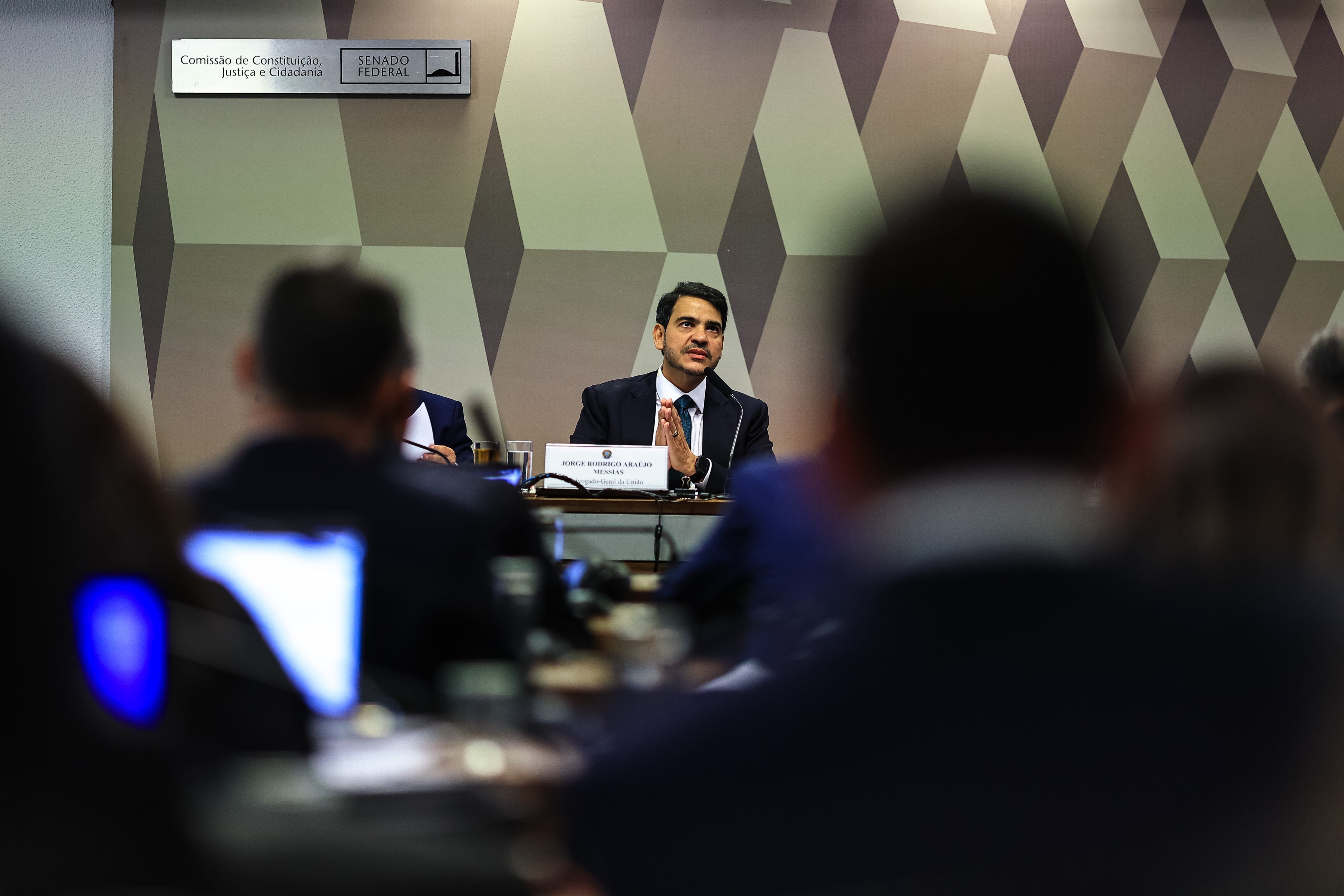 Governo calcula tom de reação à derrota de Messias ao STF, e aliados falam em rompimento com Alcolumbre