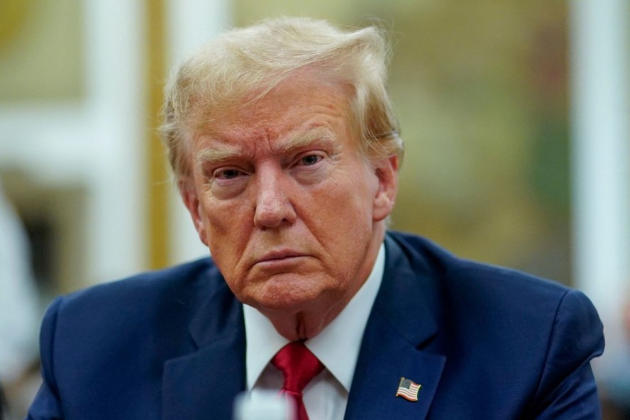Justiça de Nova York aumenta multa de Trump para R$ 2,3 bilhões em caso ...