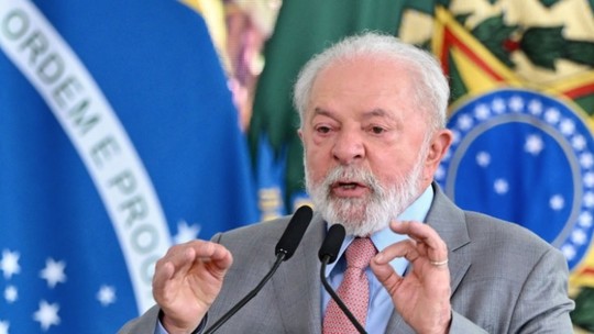 Lula lança programa de combustível renovável e diz que Brasil pode ser 'o que o Oriente Médio é para o petróleo'