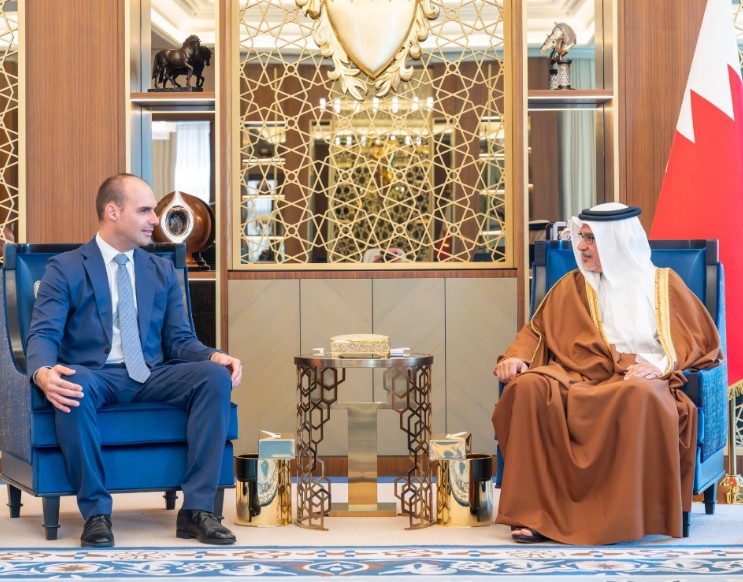 O apreço de Eduardo Bolsonaro pelo Bahrein, país menos livre que a Venezuela