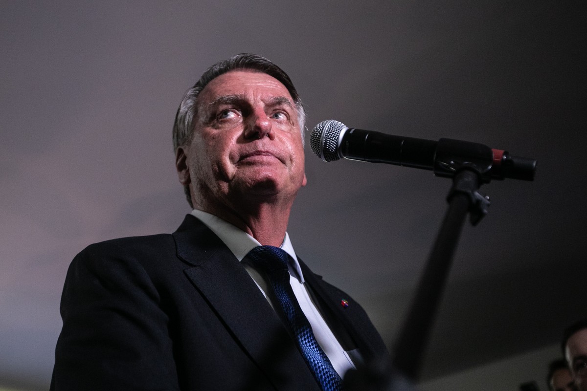 Aliados de Bolsonaro preveem derrota por unanimidade no STF em julgamento da trama golpista e temem 'cortes' nas redes