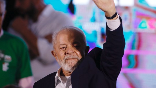 Lula diz que responsabilidade fiscal é 'compromisso' e que governo 'não joga dinheiro fora' após série de altas do dólar