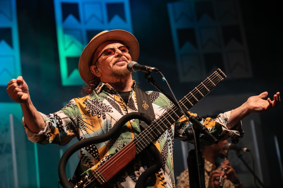 Geraldo Azevedo comanda as duas noites de Arraiá do Circo Voador — Foto: Divulgação/Flora Pimentel