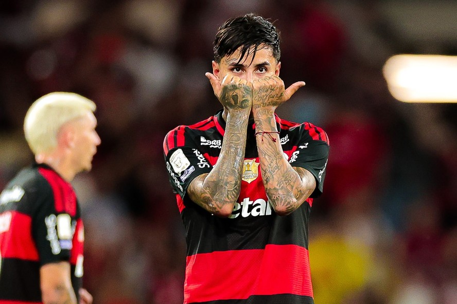 Renovou! Erick Pulgar renova com o Flamengo até 2028 e afasta interesse do futebol árabe