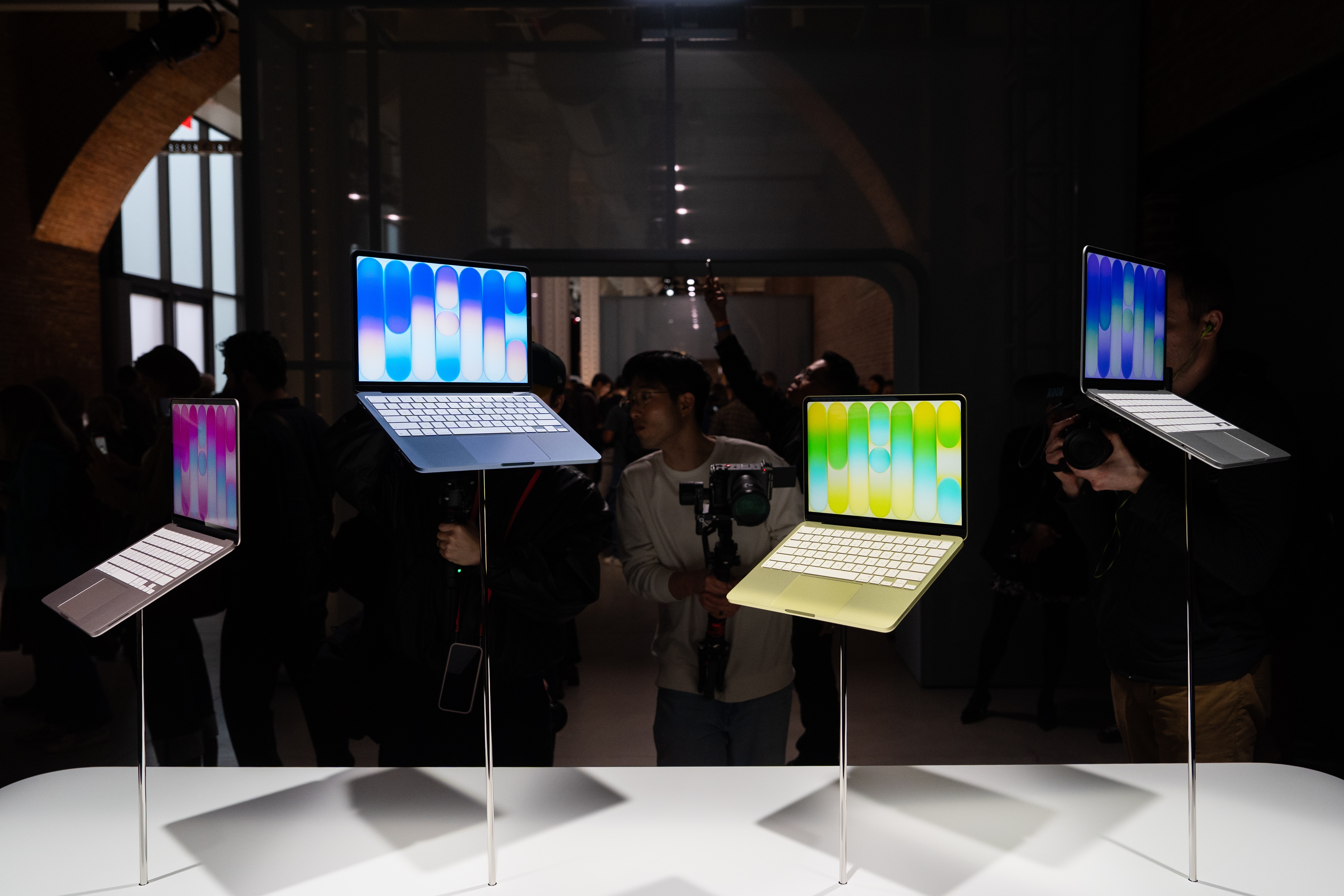 Apple faz lobby nos EUA para viabilizar compra de chips de memória fabricados na China