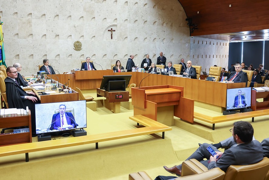 Plenário do STF durante sessão de julgamento