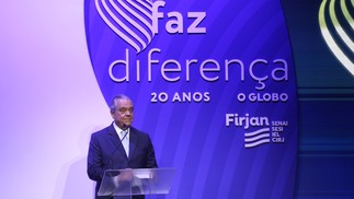 Eduardo Eugênio Gouvêa Vieira, presidente da Firjan, discursa antes da entrega dos prêmios — Foto: Alexandre Cassiano