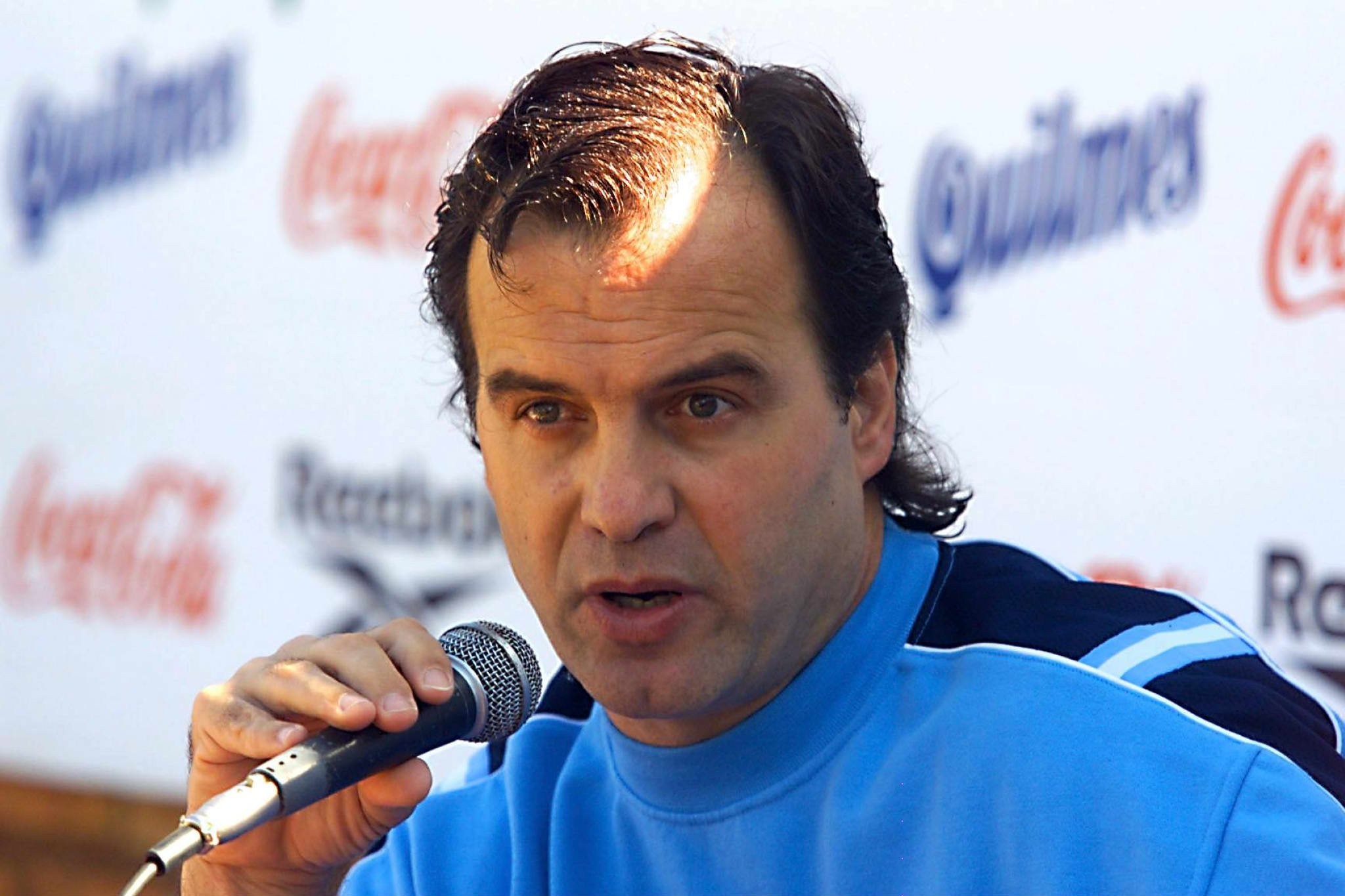 Por que Marcelo Bielsa tem apelido de ‘louco’? Relembre os episódios que fizeram a fama do treinador folclórico