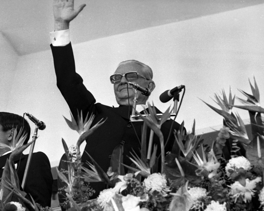 Universidade gaúcha se recusa a retirar homenagem a Geisel, e MPF entra ...