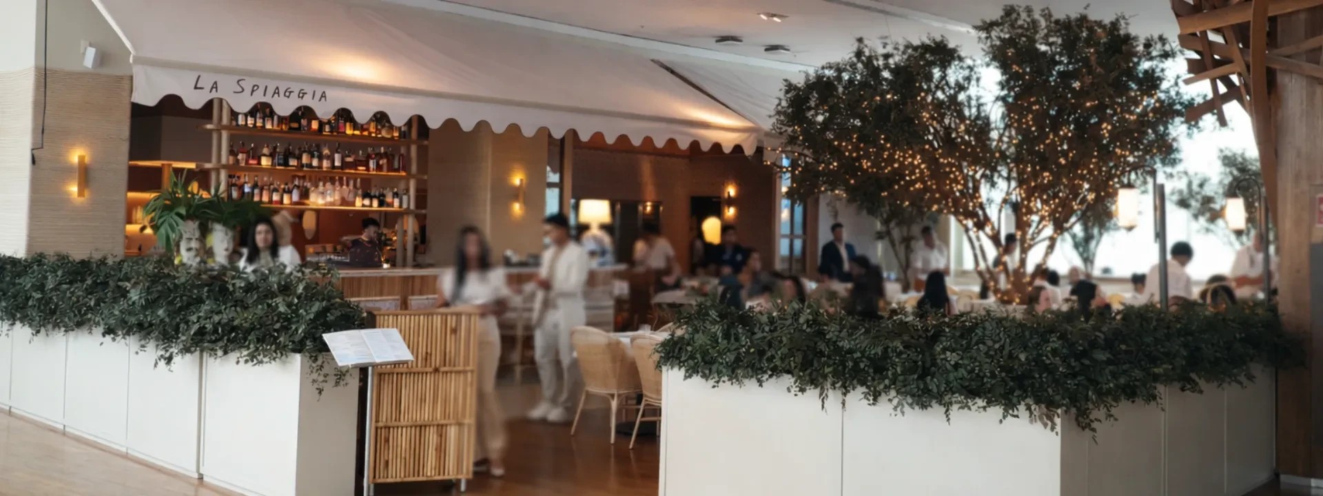 La Spiaggia, no VillageMall, aposta em bar de carpaccios e gastronomia leve