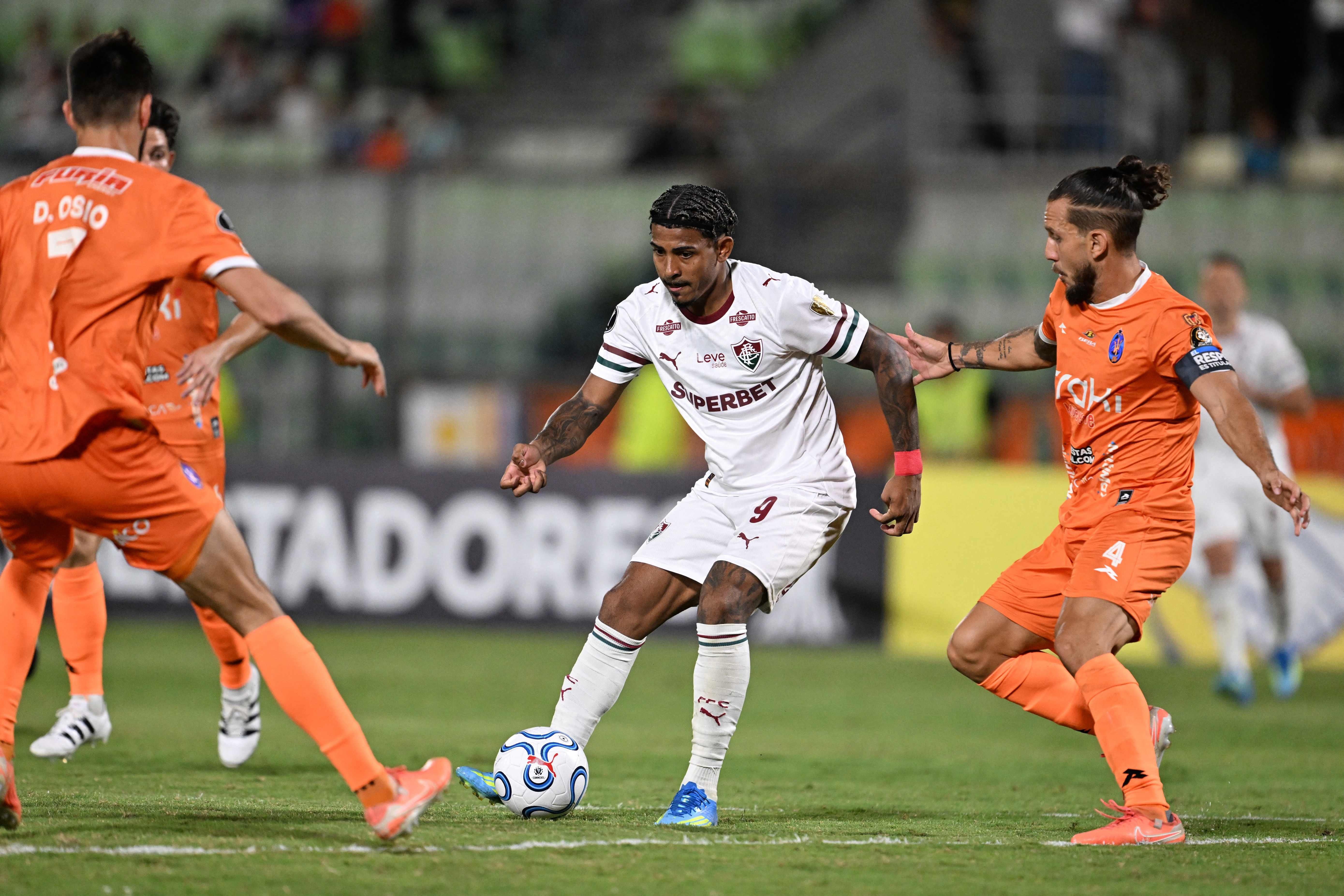 Fluminense lamenta chances perdidas por John Kennedy e empata com o Deportivo La Guaira na estreia da Libertadores