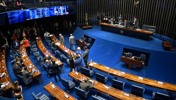 Senado vota autorização para governo antecipar R$ 15 bi em despesas