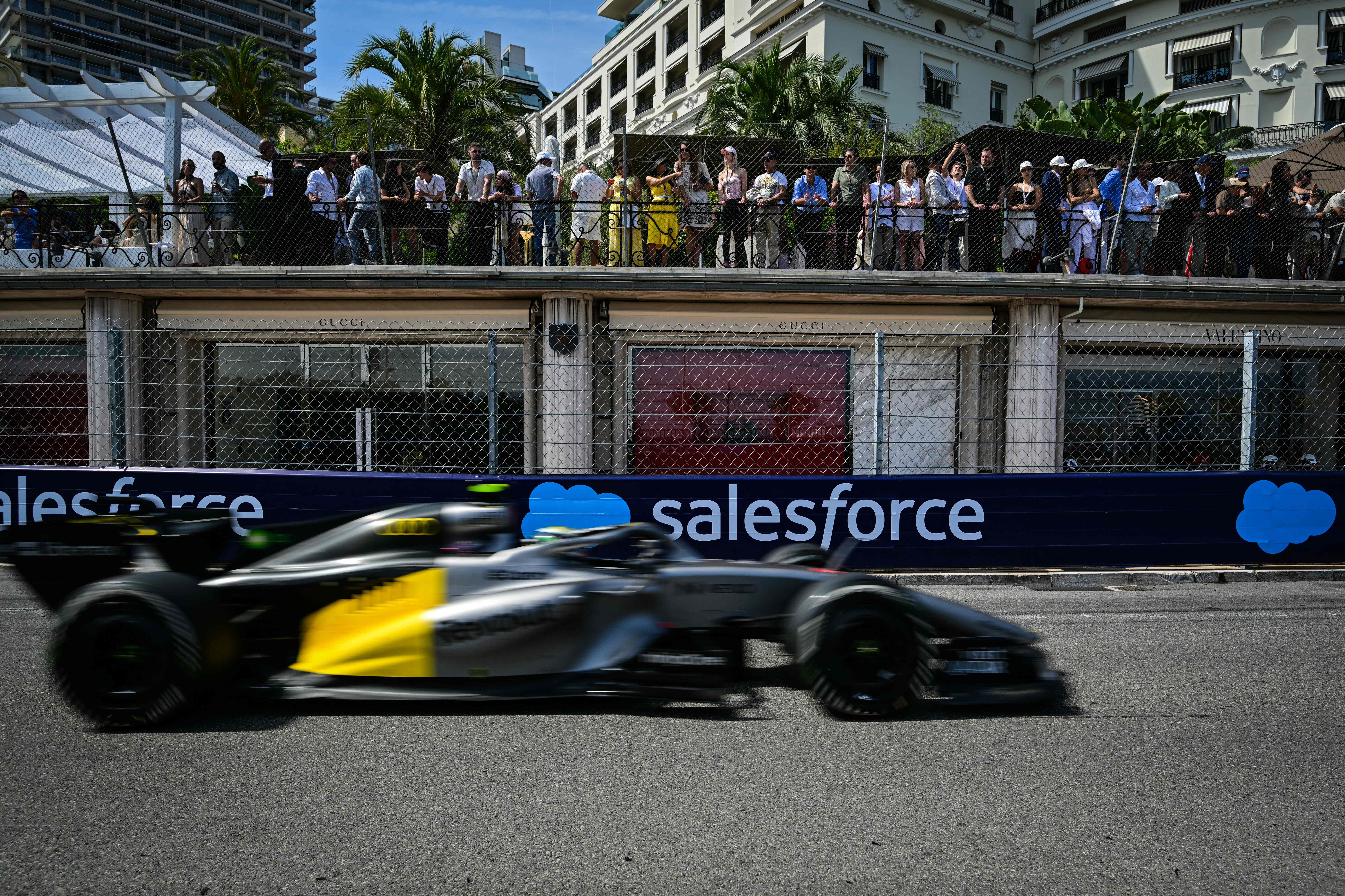 F1: Gabriel Bortoleto destaca ritmo de corrida mesmo sem pon
