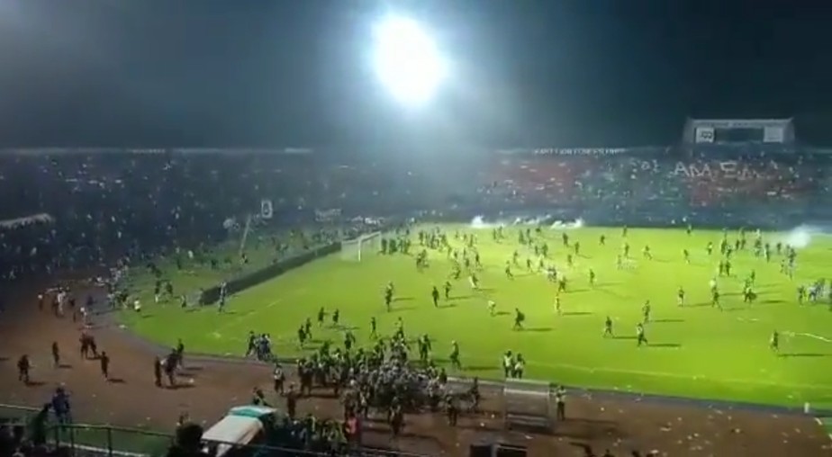 Briga após jogo de futebol amador termina com dois mortos no PR