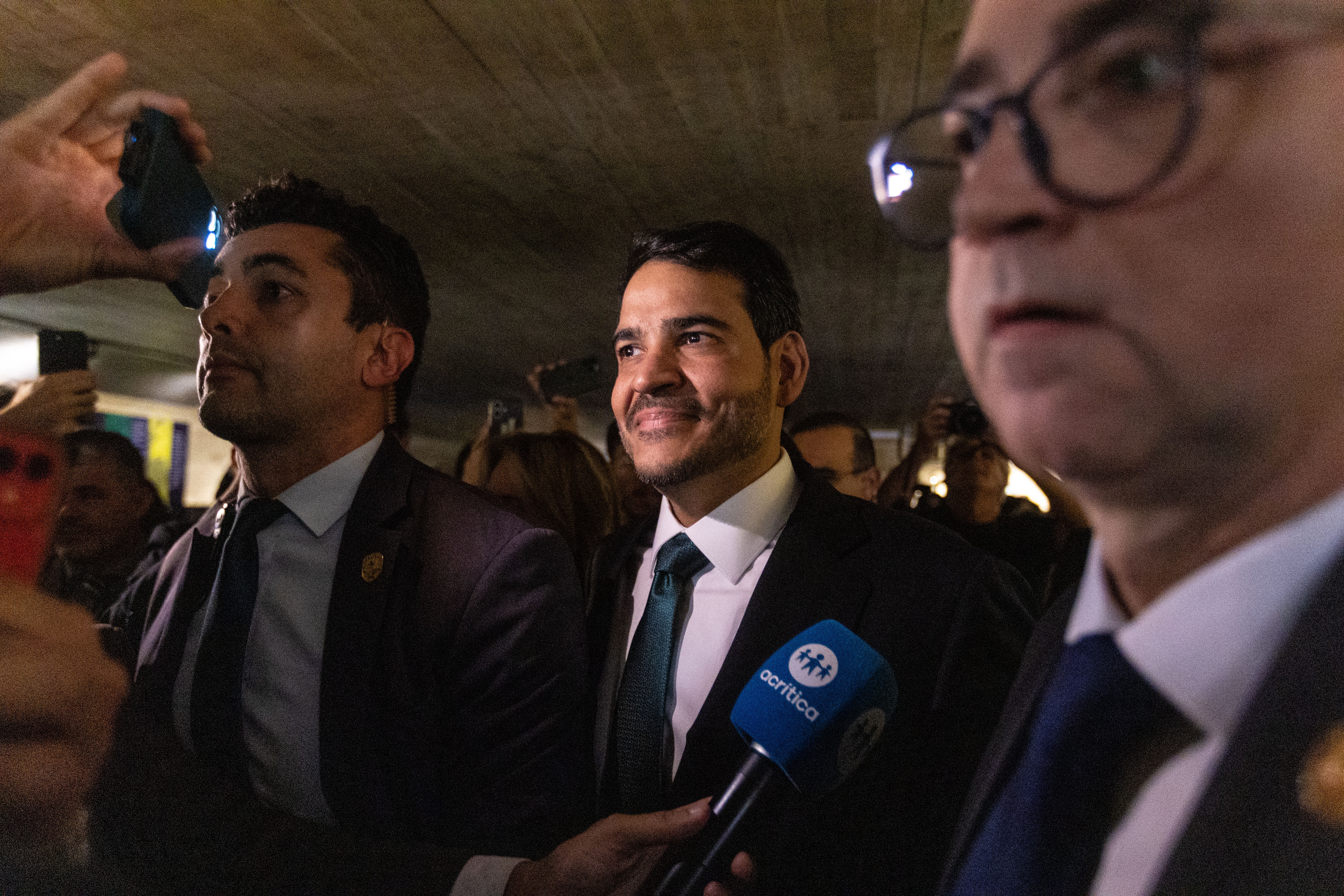 AGU vai manter recurso mesmo com reintegração de Andrei à PF e avalia que posição de Fachin é necessária para dar segurança jurídica - Foto