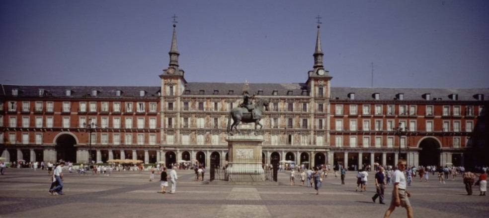  Plaza Mayor, um dos pontos turísticos de Madri — Foto: Divulgação