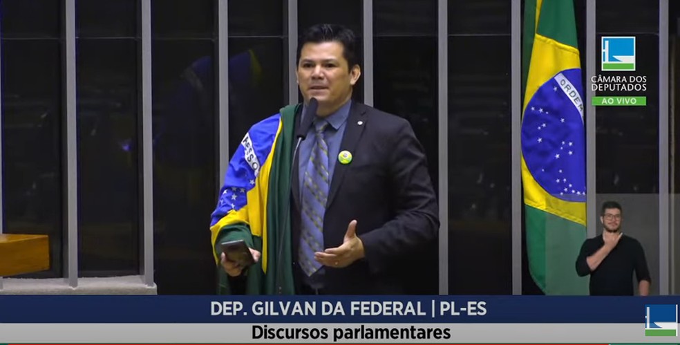 Deputado Gilvan da Federal em sessão na Câmara — Foto: Reprodução