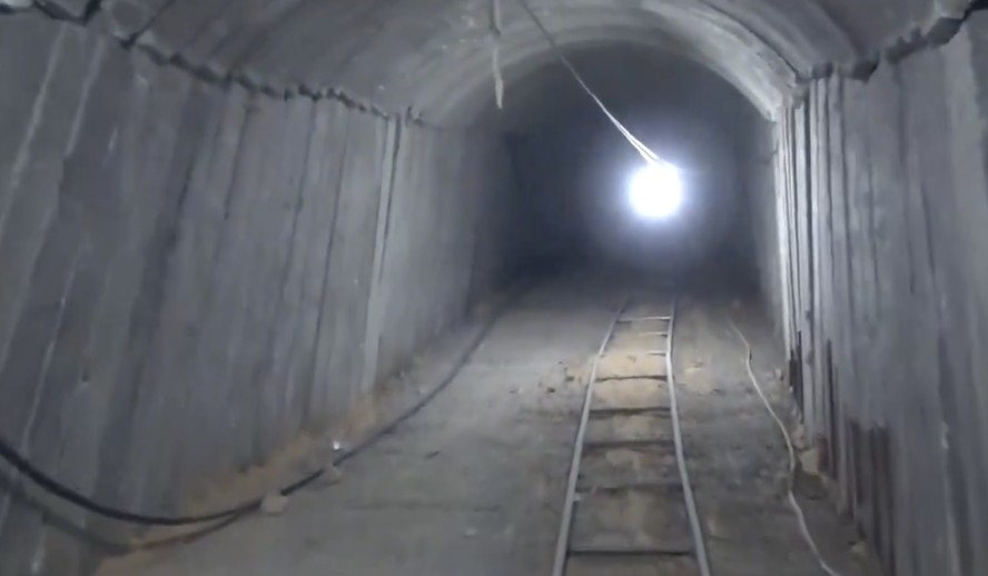 Exército israelense encontra maior túnel subterrâneo de Gaza; veja vídeo