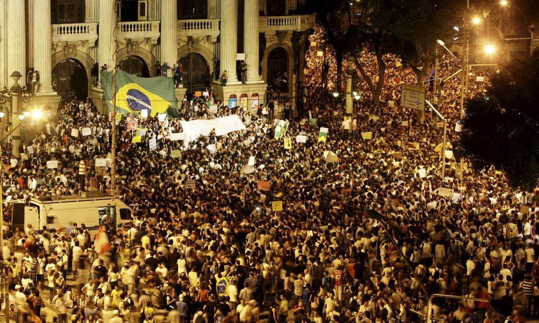 História de preso nas manifestações de 2013 chega aos palcos