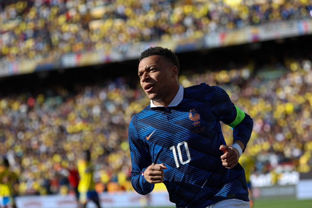 O atacante Kylian Mbappé — Foto: FRANCK FIFE / AFP
