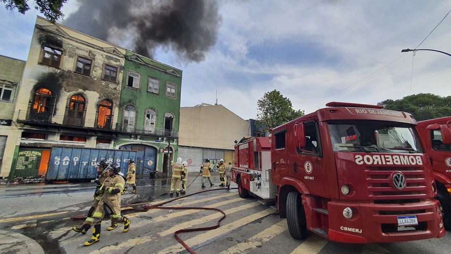 Incêndio na Rua Frei Caneca causou caos no Centro do Rio