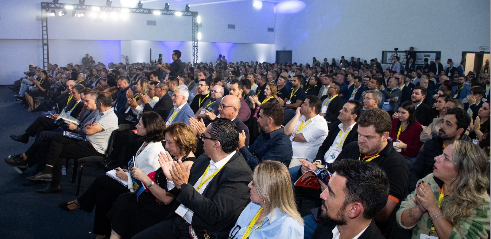 FEICON debate qualidade do material de construção na feira